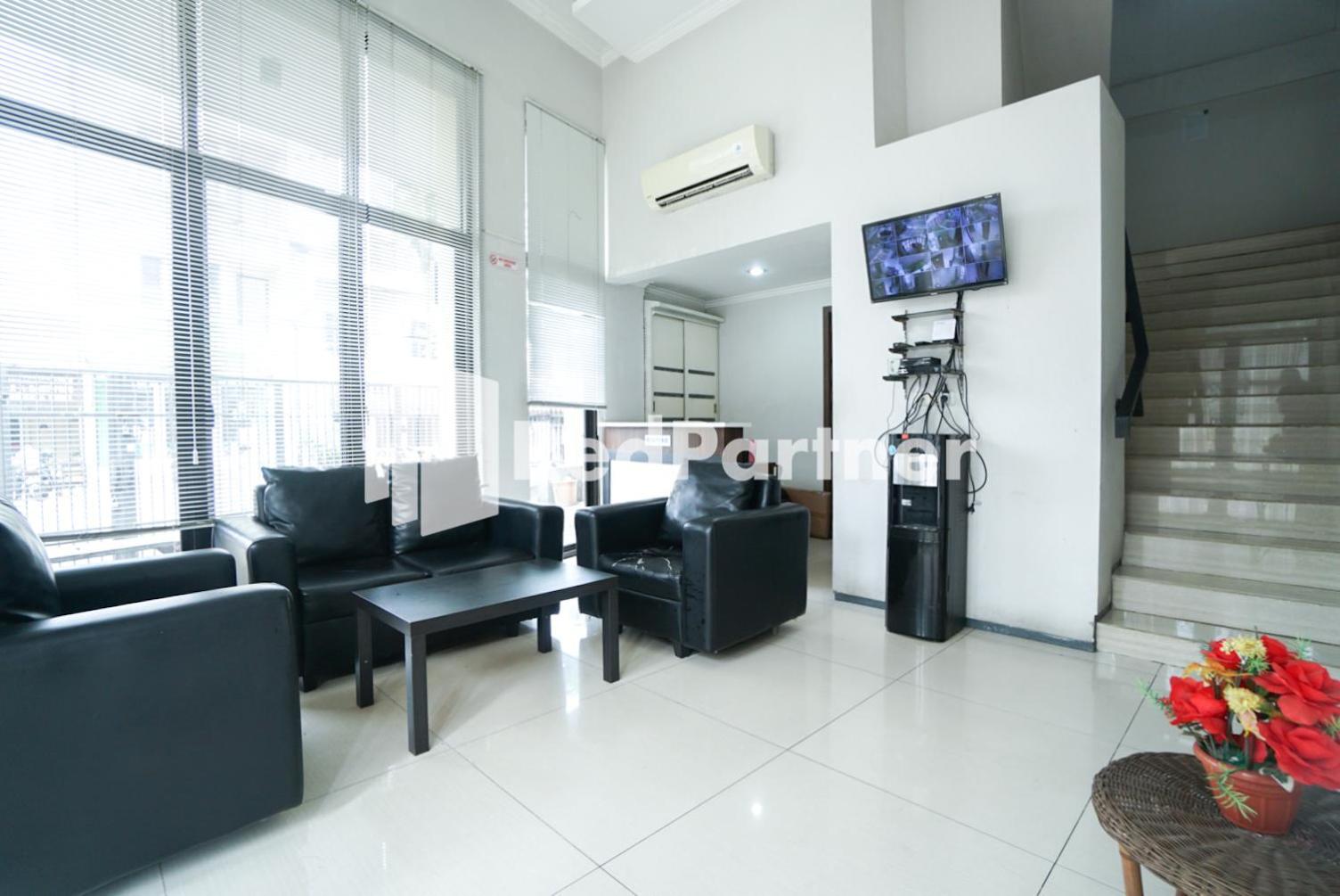 Toba Mansion Syariah Near Benhil Redpartner Hotel Jakarta Exterior photo